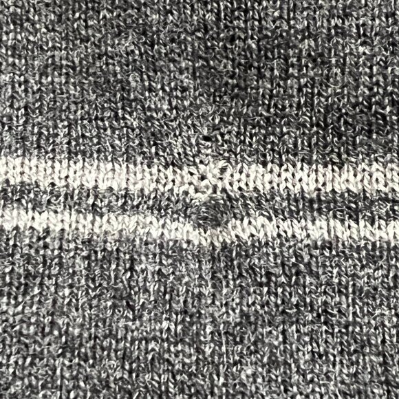 Theory Men’s Merino Wool Knit Sweater Gray Striped Crewneck Size M Lightweight - Picture 6 of 10